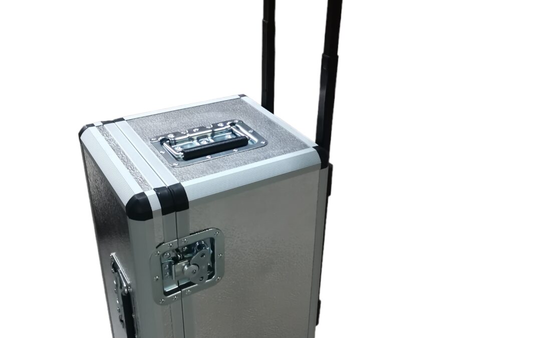 Aluminum suitcase with trolley